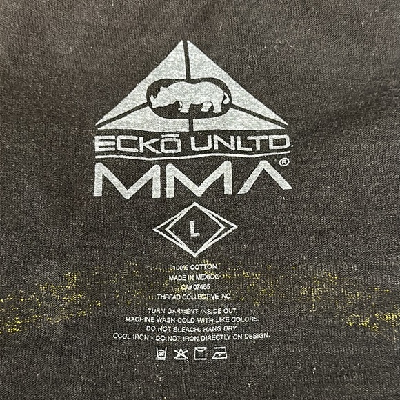 ECKO UNLTD MMA World Champion Raw and Uncut 1972 Black Yellow Rino T-Shirt Large - Picture 8 of 9